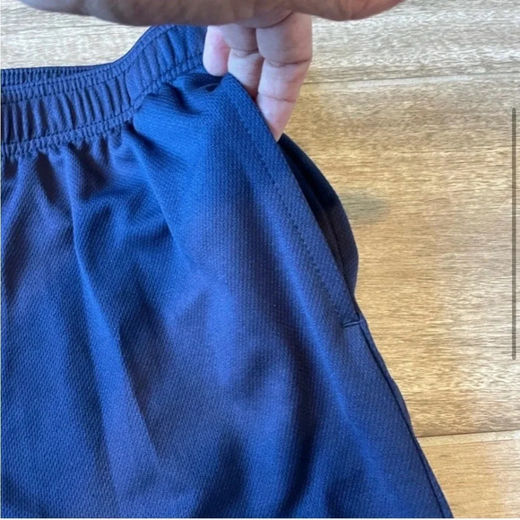 Like New all in motion Boys XL (16) athletic shorts - Picture 3 of 3